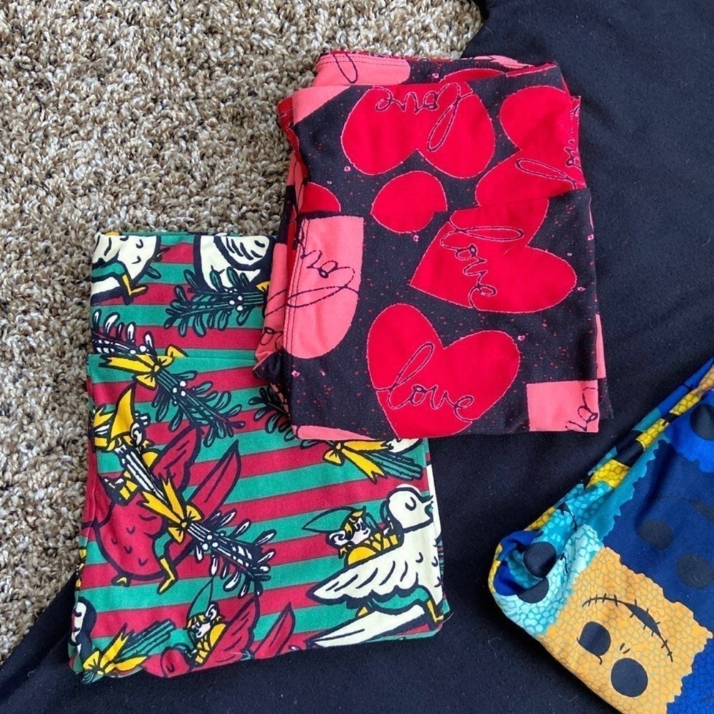 LuLaRoe Irma and leggings bundle - Picture 4 of 4